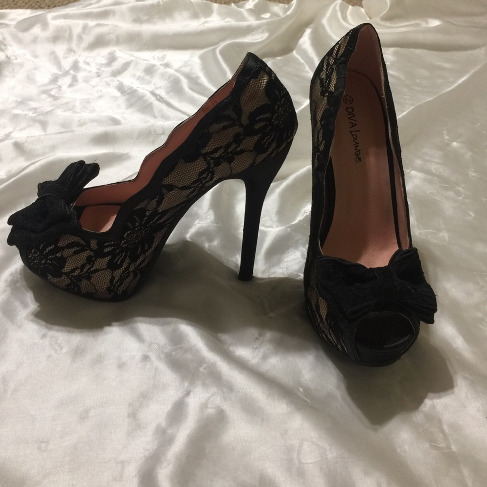 Diva Lounge Black Bow Lace Peep Toe Heels Size 6.5